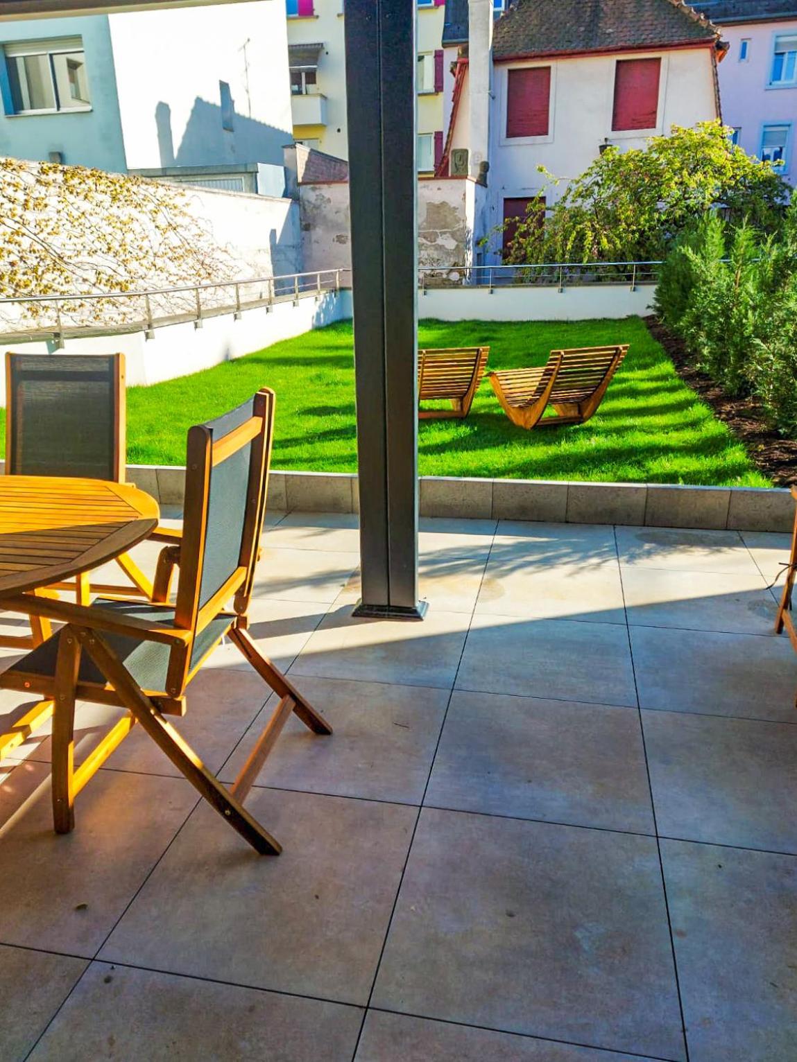 Appartement Cosy Jardin Et Terrasse Strasbourg Bagian luar foto